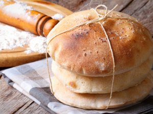 Pita pitos duona duonelė
