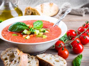 Šalta pomidorų sriuba gazpacho gaspačio