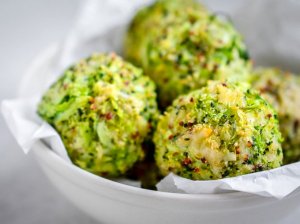 Brokolių ir sūrio kąsneliai