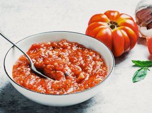 Pomidorų padažas marinara