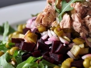 Burokėlių – tuno salotos