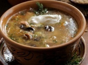 Kopūstų ir grybų sriuba