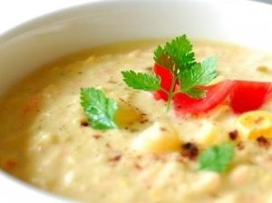 Salierų-kukurūzų sriuba