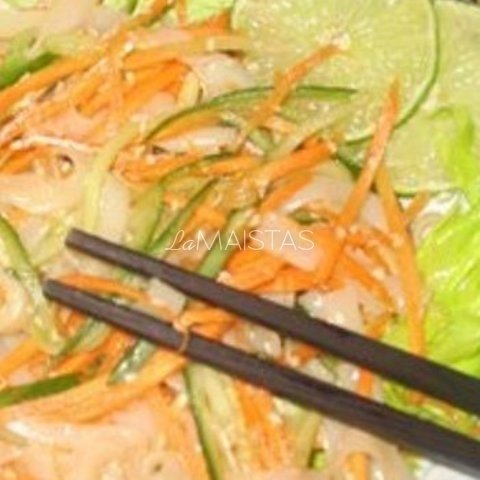 Kiniškos krevečių salotos