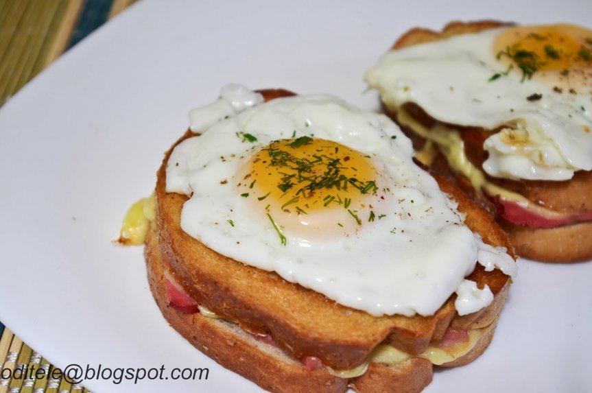 Karšti kepti sumuštiniai su kiaušiniu