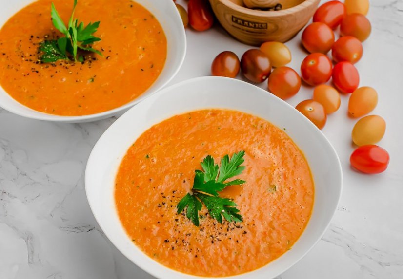 Tobula keptų pomidorų sriuba